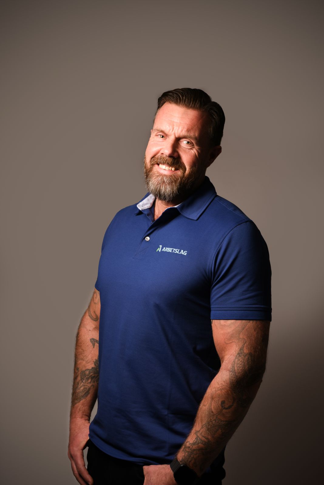 Andreas Falk, Konsult Mellan Sverige