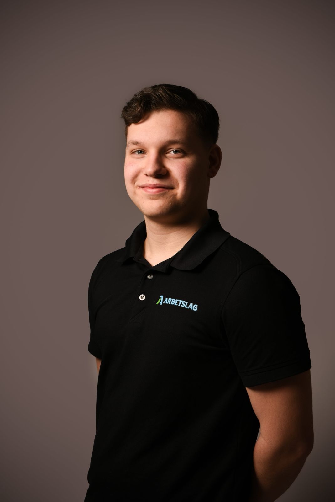 Robbie Avidan, Konsult Sverige